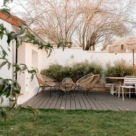 Entier Ou A Partager Dans Maison Familiale A Malmaison, Proche De Paris La Defense リュエイユ＝マルメゾン