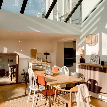 Homestay Entier Ou A Partager Dans Maison Familiale A Malmaison, Proche De Paris La Defense *