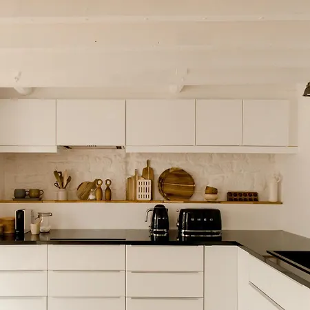 Entier Ou A Partager Dans Maison Familiale A Malmaison, Proche De Paris La Defense * Rueil-Malmaison