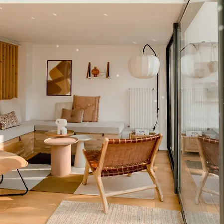 Homestay Entier Ou A Partager Dans Maison Familiale A Malmaison, Proche De Paris La Defense *